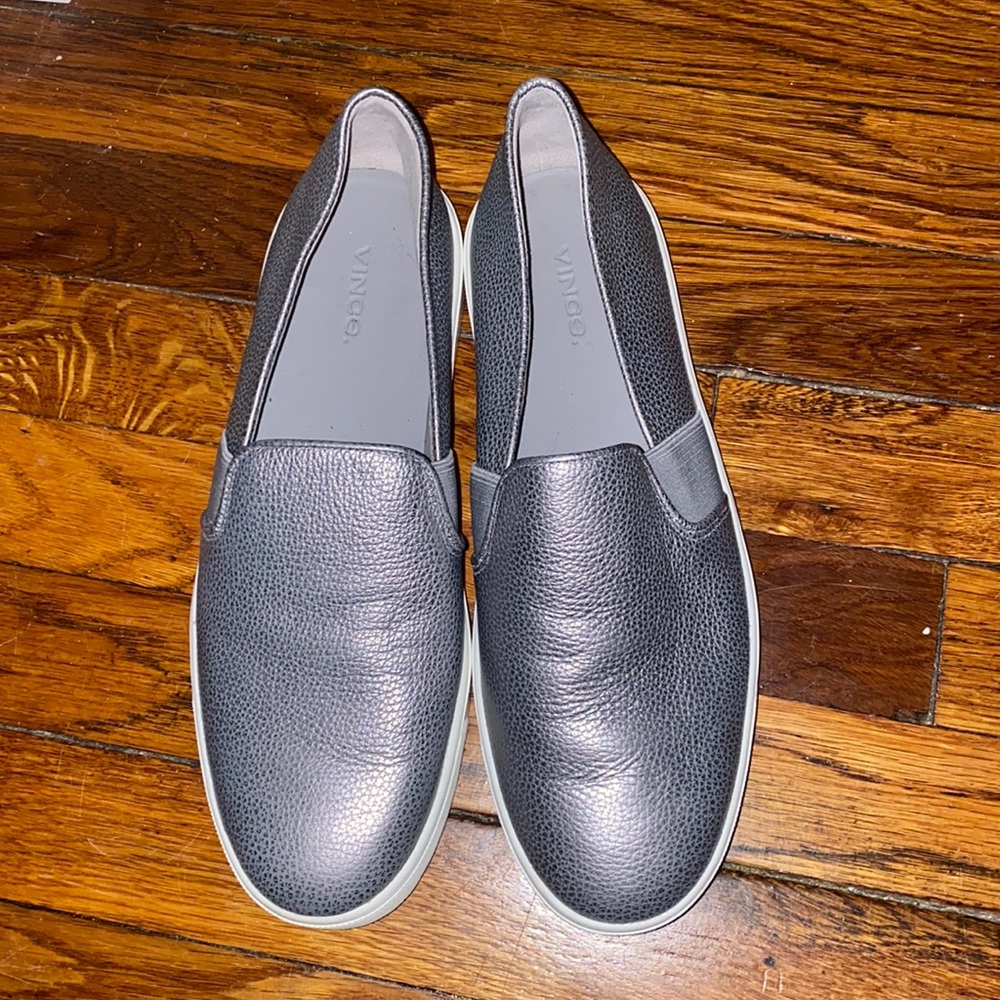 Women’s Sneakers Size 9
